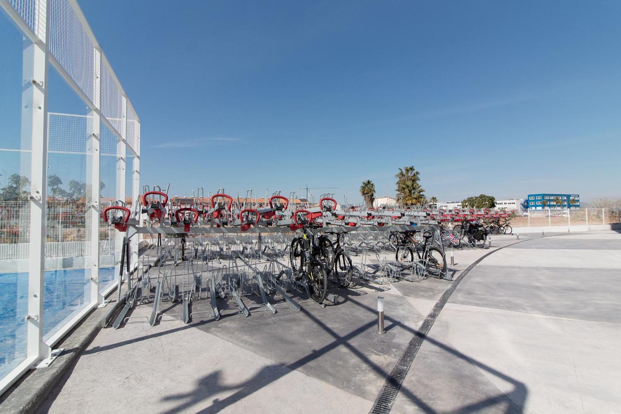 Global Properties, Apartamento Con Vistas Al Mar, 2 Terrazas Y Piscina En Canet D'En Berenguer Exterior photo